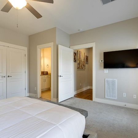 The Celebrity - Minutes To Broadway With A Balcony Apartment Nashville Exterior photo